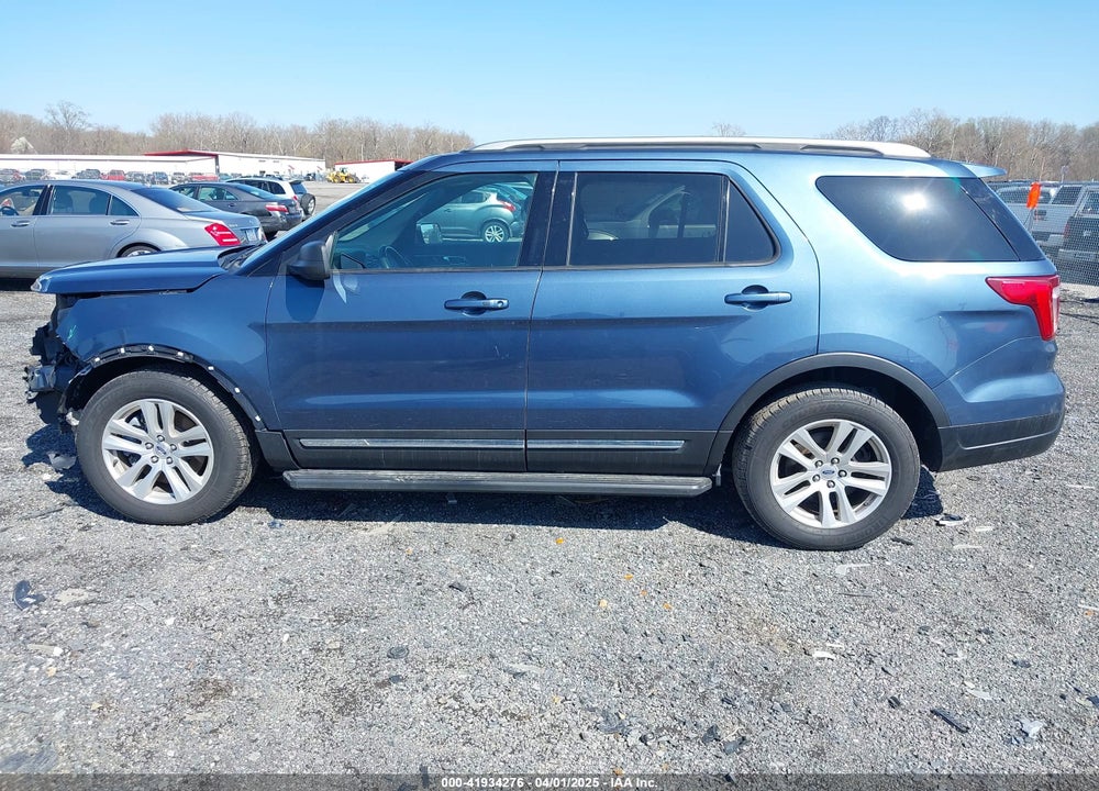 2019 FORD EXPLORER XLT VIN: 1FM5K8D8XKGA74899