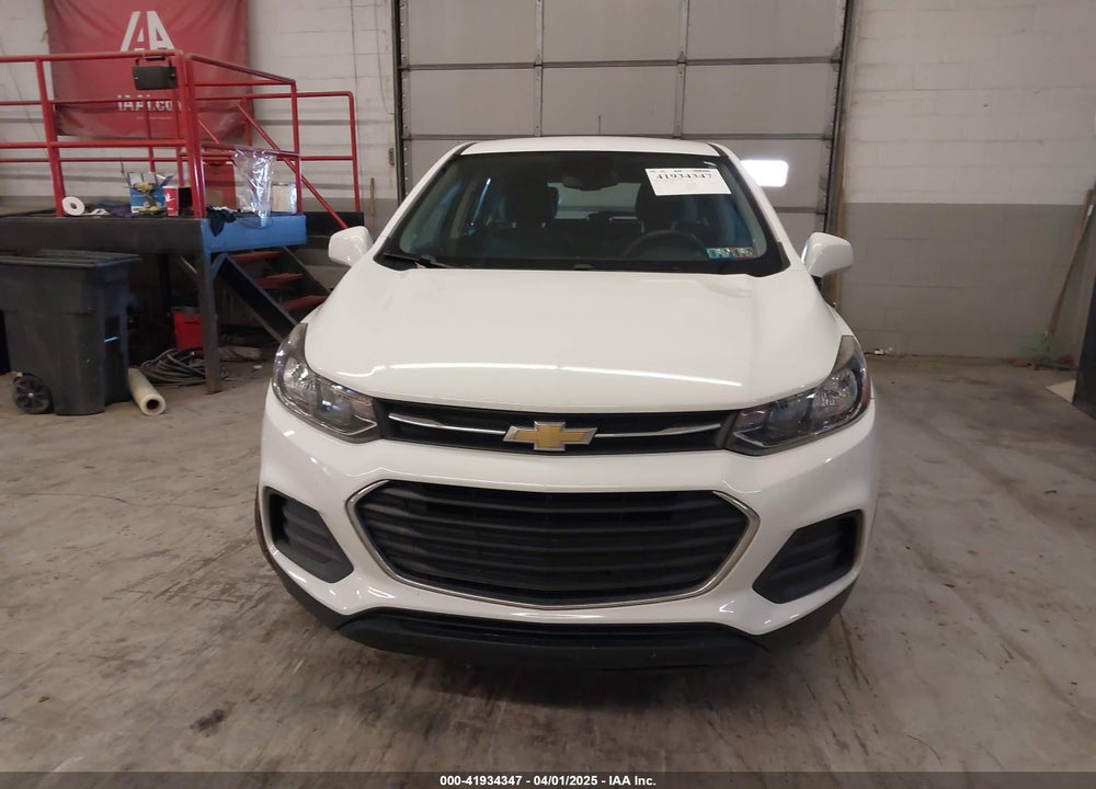 2018 CHEVROLET TRAX LS VIN: KL7CJNSB6JB718208