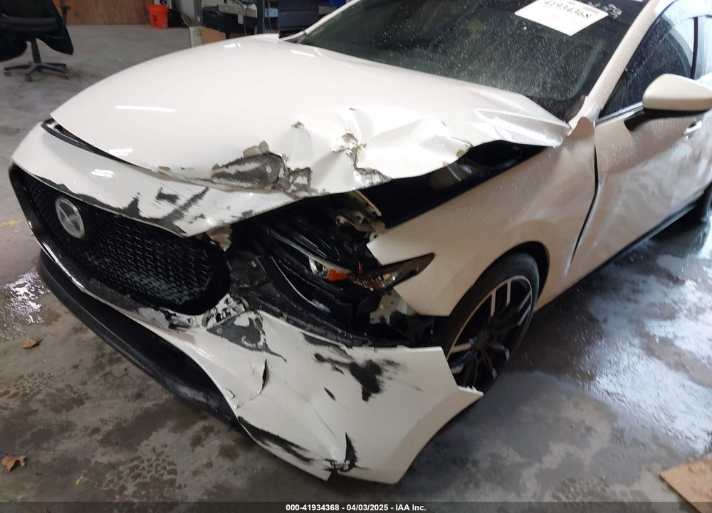 2019 MAZDA 3 VIN: JM1BPAJM0K1120549