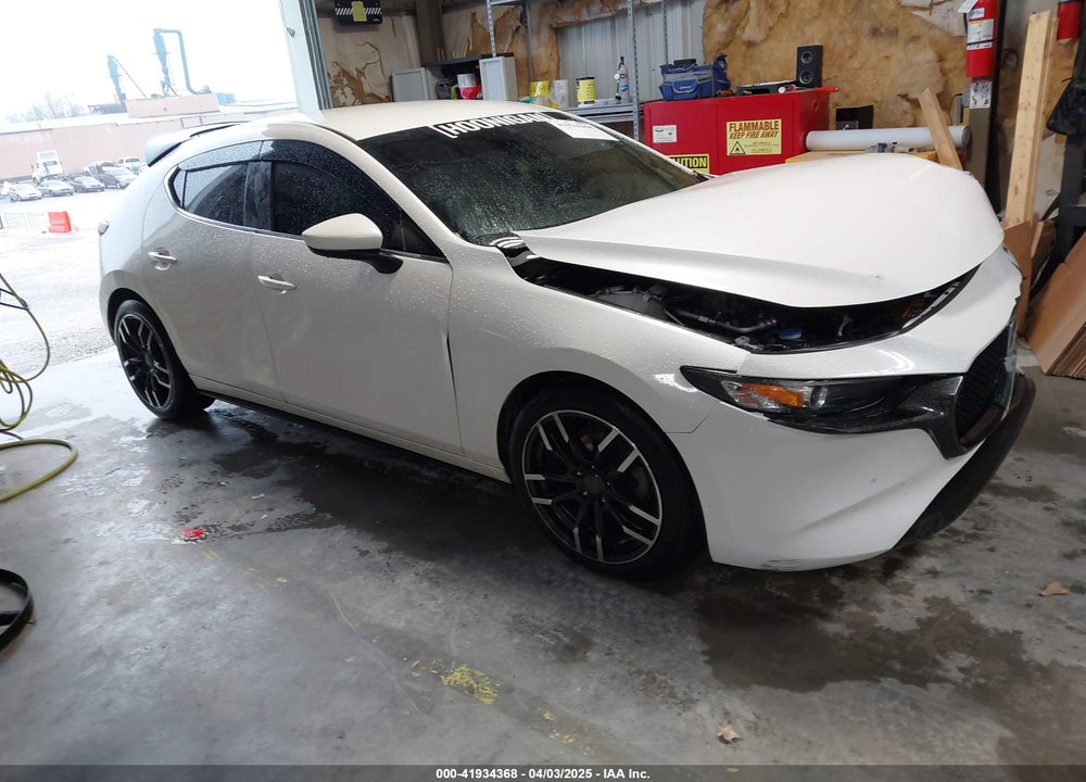 2019 MAZDA 3 VIN: JM1BPAJM0K1120549