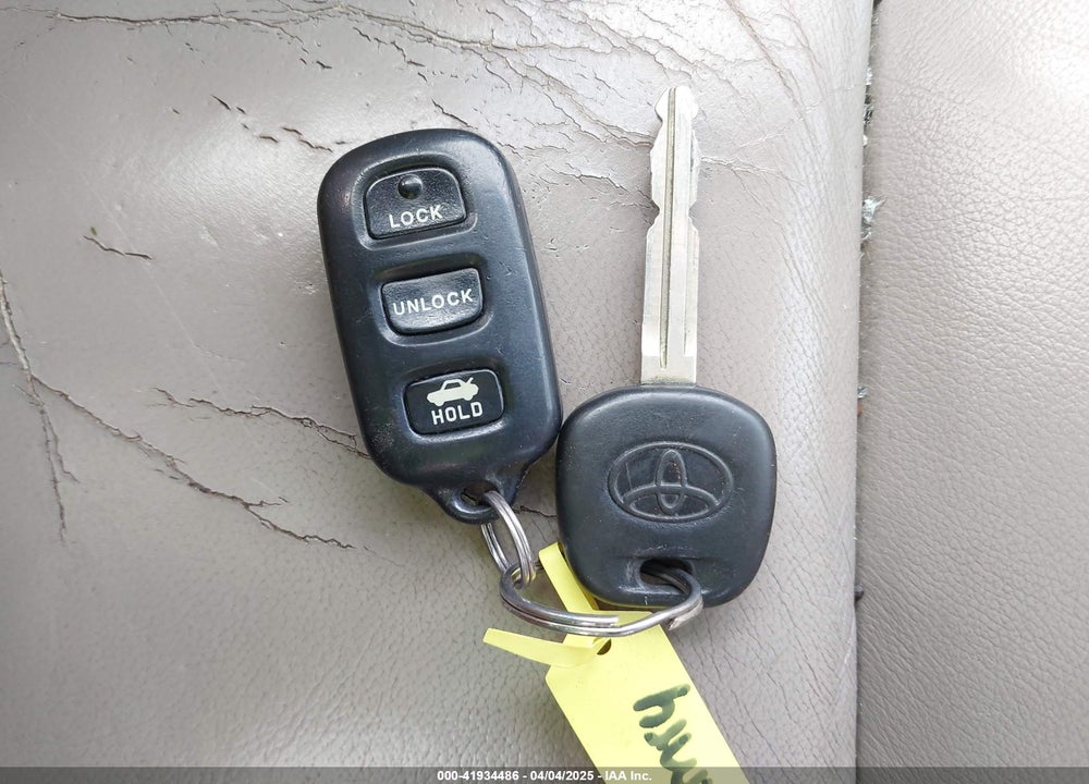 2005 TOYOTA CAMRY LE V6/XLE V6 VIN: 4T1BF30K95U085376