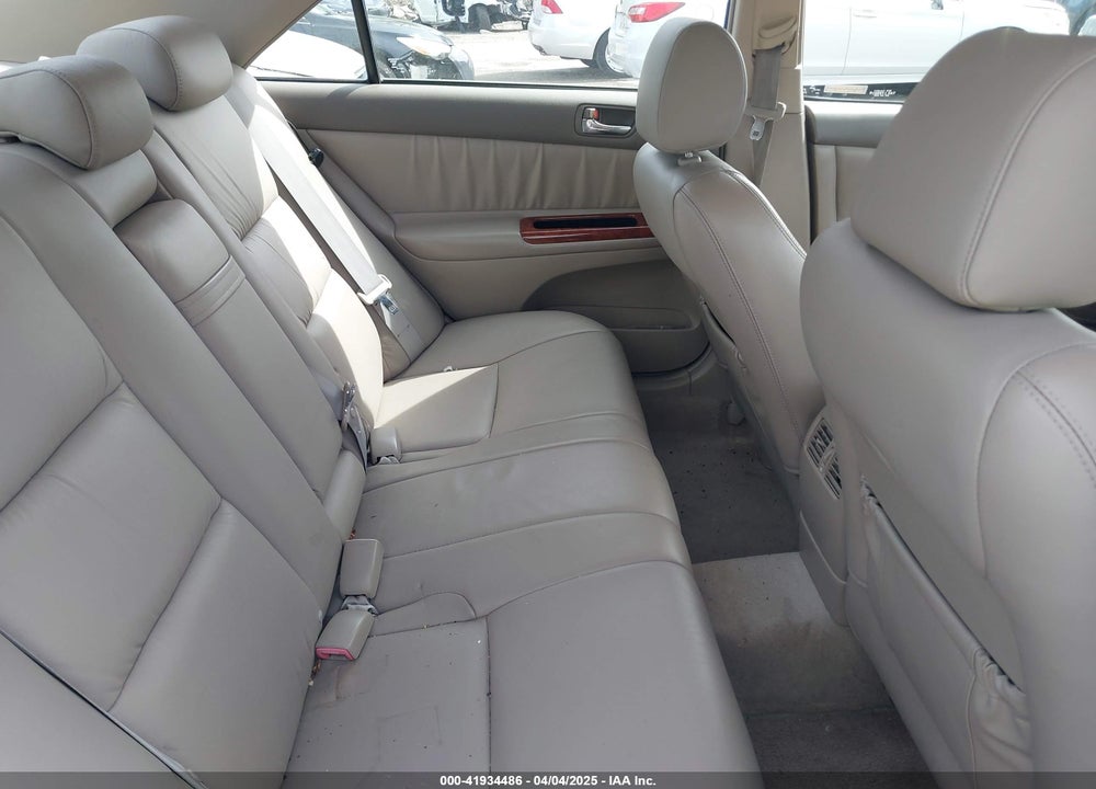 2005 TOYOTA CAMRY LE V6/XLE V6 VIN: 4T1BF30K95U085376
