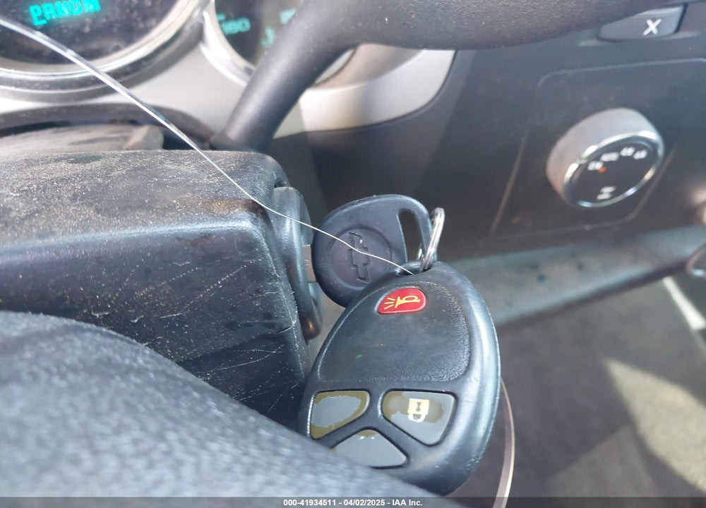 2013 CHEVROLET SILVERADO VIN: 3GCPKSE76DG320368