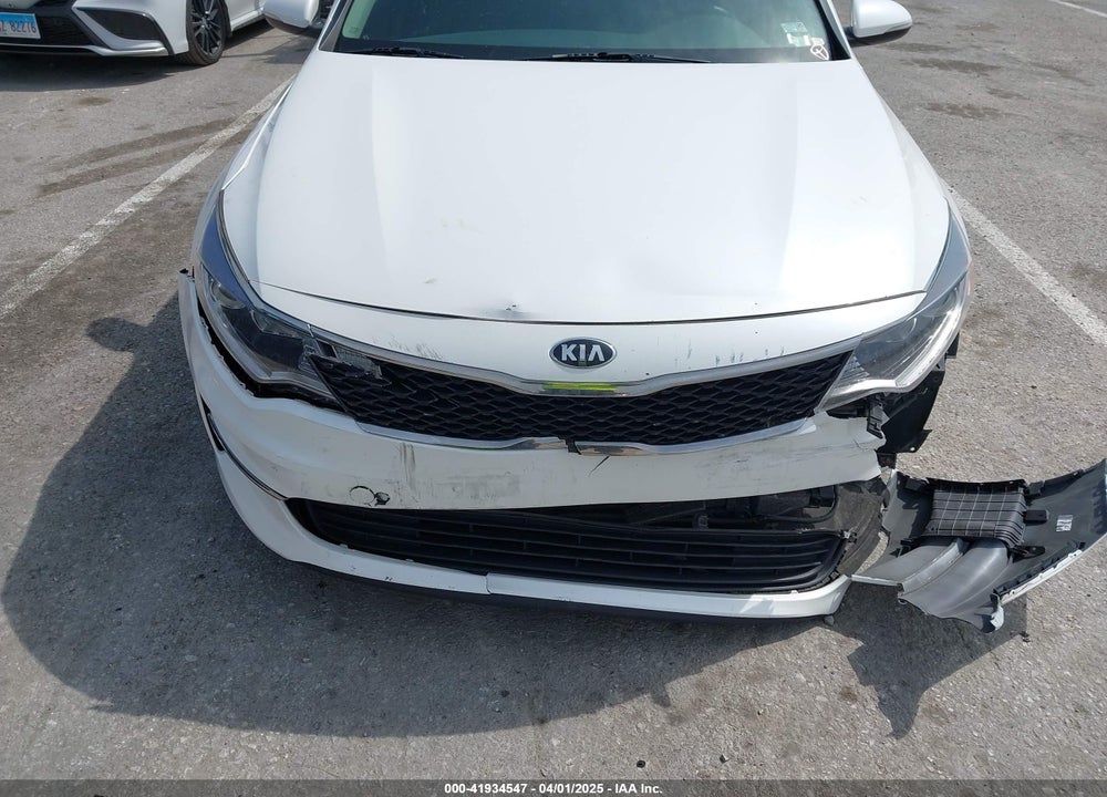 2016 KIA OPTIMA LX VIN: KNAGT4L34G5102639