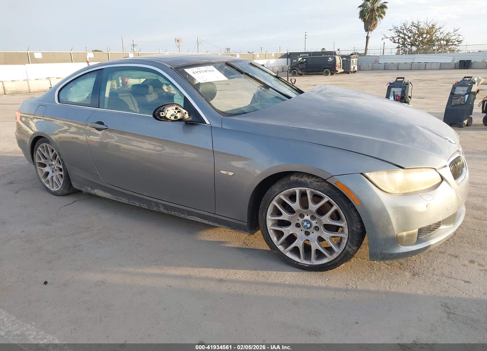 2008 BMW 328I VIN: WBAWV135X8P118517