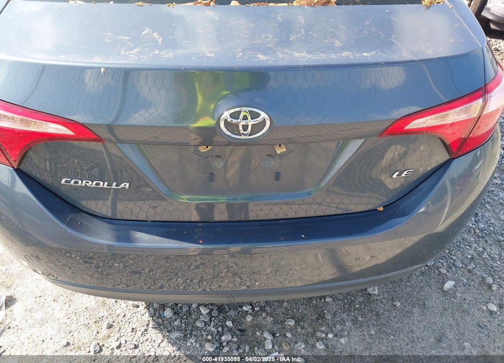 2019 TOYOTA COROLLA VIN: 2T1BURHE8KC145684