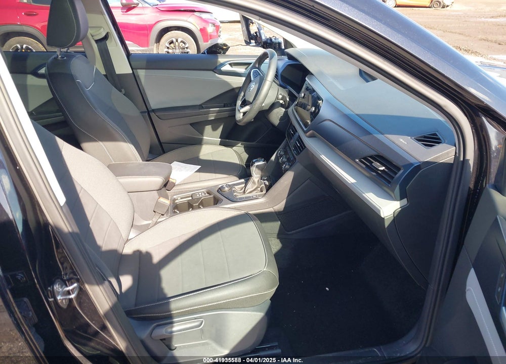 2024 VOLKSWAGEN TAOS VIN: 3VVVX7B26RM050759