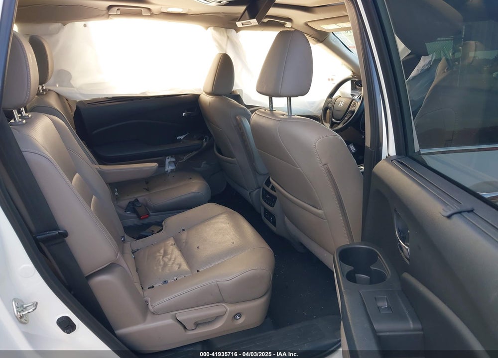2017 HONDA PILOT ELITE VIN: 5FNYF6H04HB087830