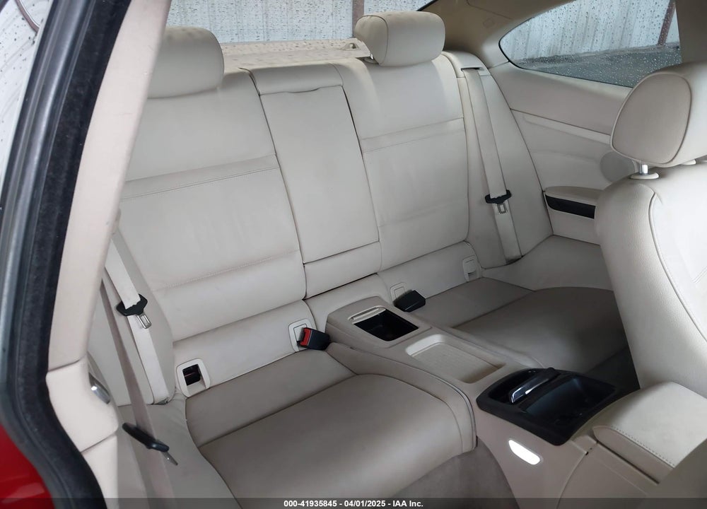 2011 BMW 328I VIN: WBAKE5C5XBE573148