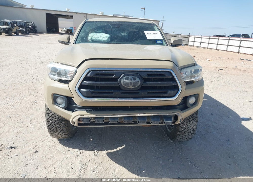 2018 TOYOTA TACOMA SR5 V6 VIN: 5TFCZ5AN9JX129874