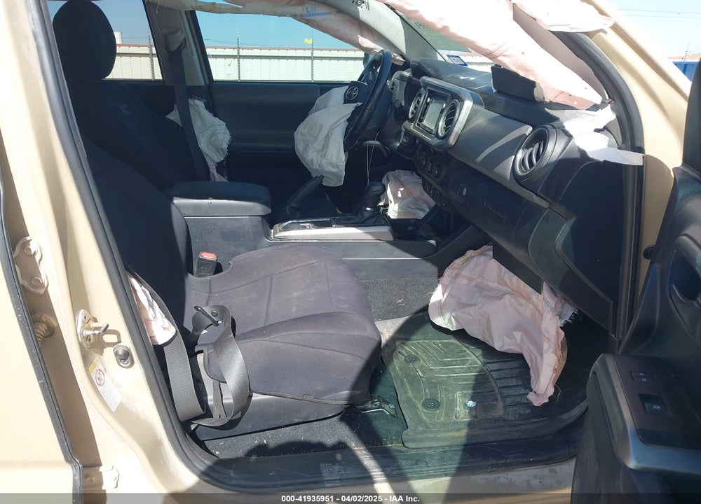 2018 TOYOTA TACOMA SR5 V6 VIN: 5TFCZ5AN9JX129874