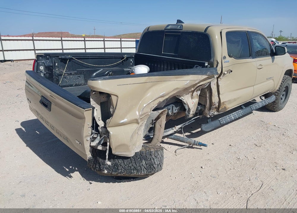 2018 TOYOTA TACOMA SR5 V6 VIN: 5TFCZ5AN9JX129874