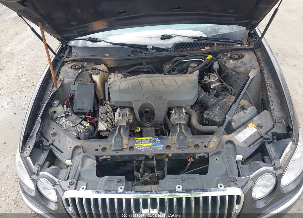 2008 BUICK LACROSSE VIN: 2G4WC582181154443