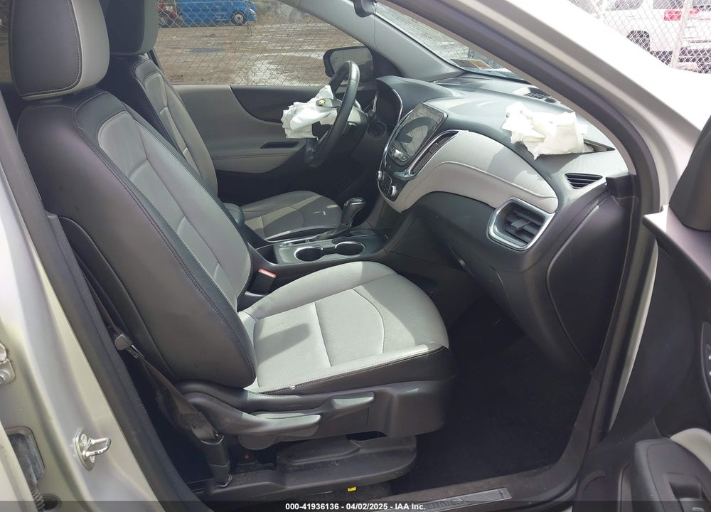 2018 CHEVROLET EQUINOX VIN: 2GNAXMEV0J6185677