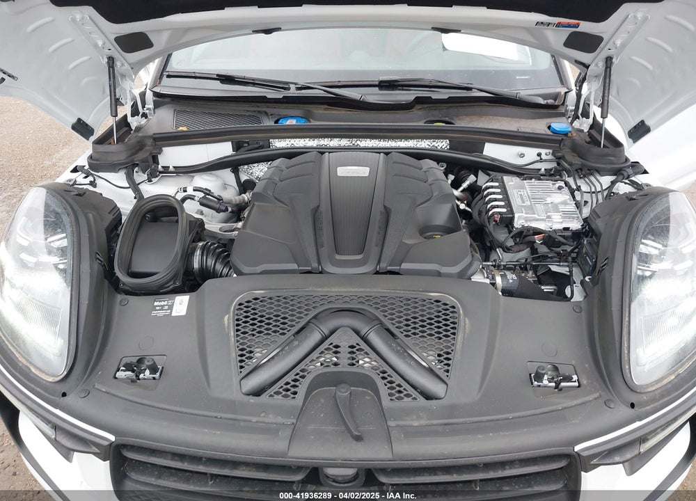 2025 PORSCHE MACAN VIN: WP1AG2A55SLB41796