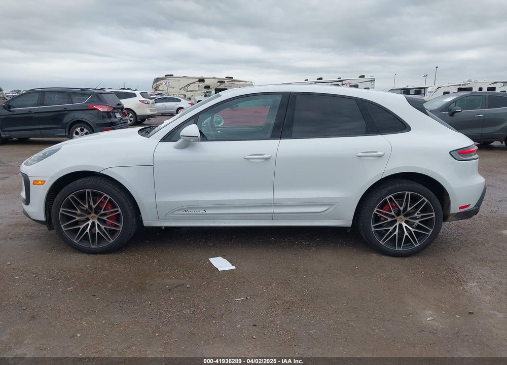 2025 PORSCHE MACAN VIN: WP1AG2A55SLB41796