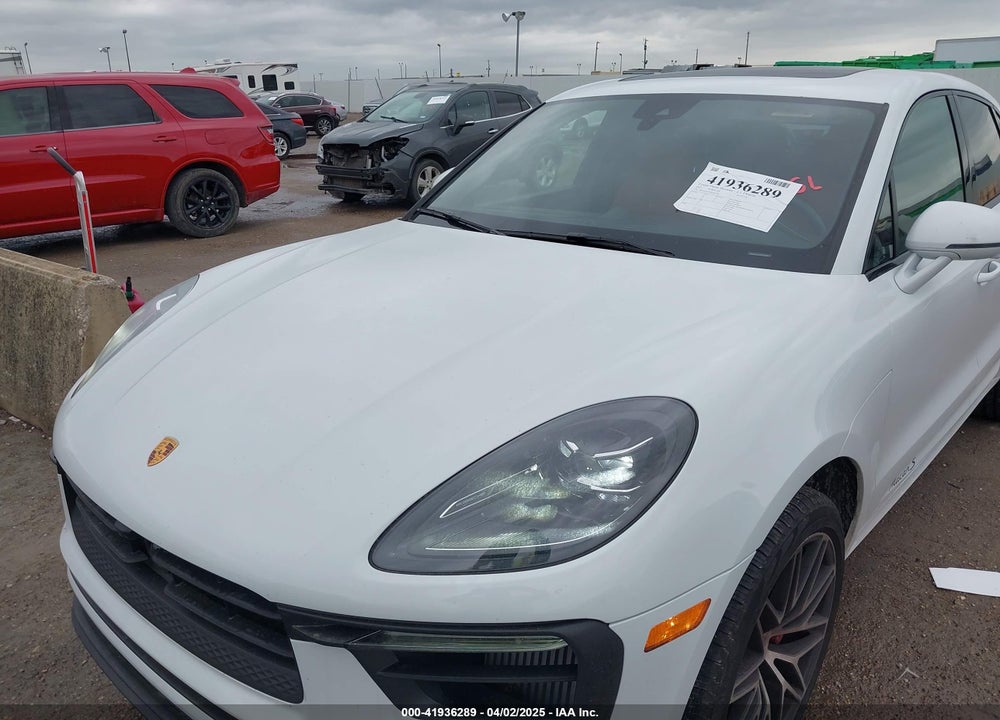2025 PORSCHE MACAN VIN: WP1AG2A55SLB41796