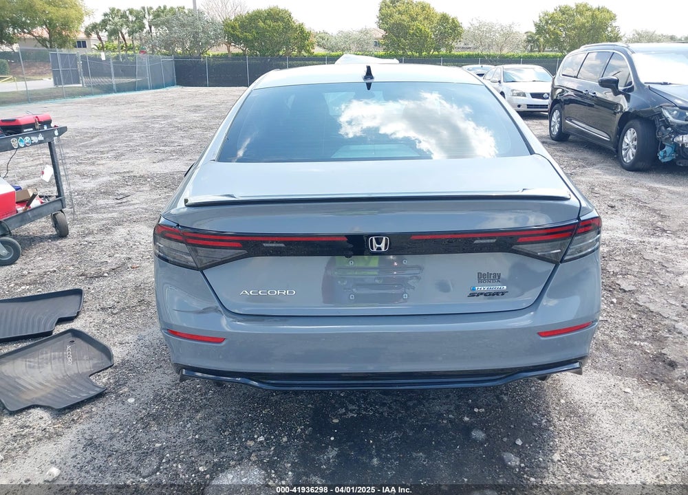 2024 HONDA ACCORD HYBRID SPORT-L VIN: 1HGCY2F71RA031207