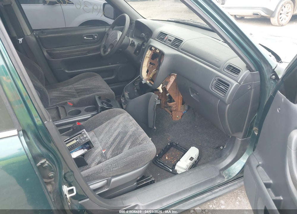 2000 HONDA CR-V EX VIN: JHLRD1862YC021911
