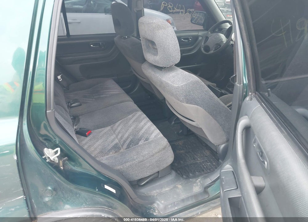 2000 HONDA CR-V EX VIN: JHLRD1862YC021911