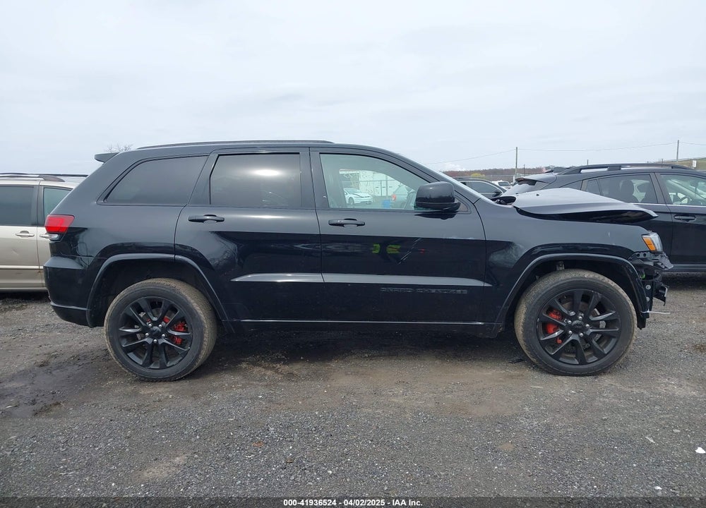 2018 JEEP GRAND CHEROKEE VIN: 1C4RJFAG8JC356697