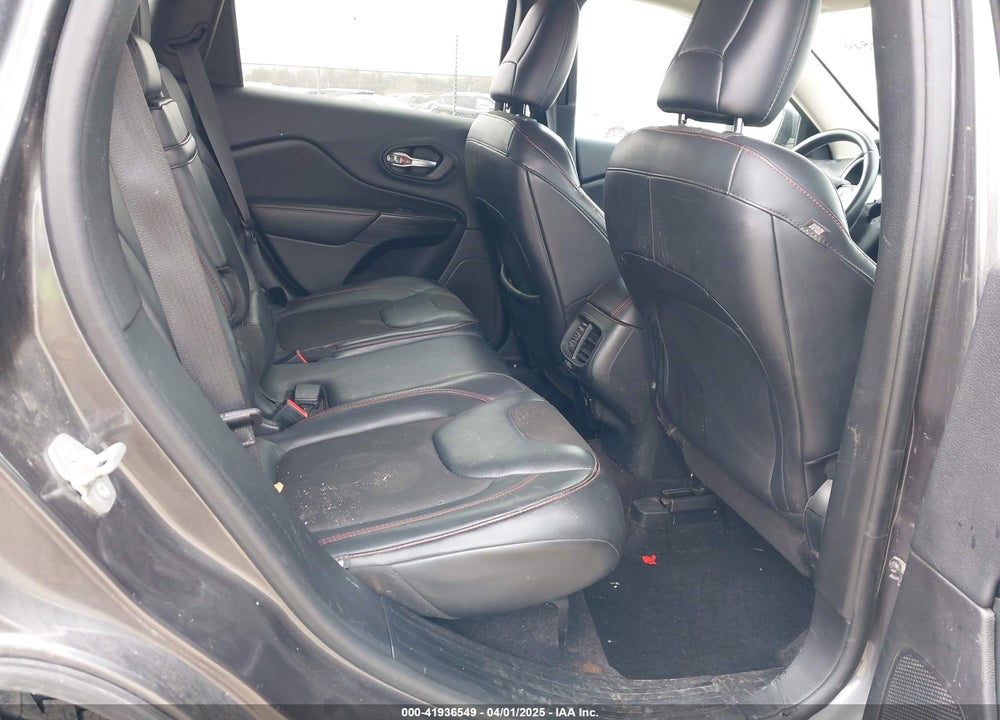 2016 JEEP CHEROKEE TRAILHAWK VIN: 1C4PJMBS4GW167650
