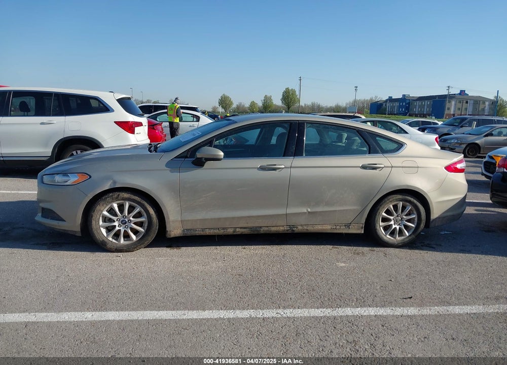 2015 FORD FUSION VIN: 3FA6P0G70FR205115