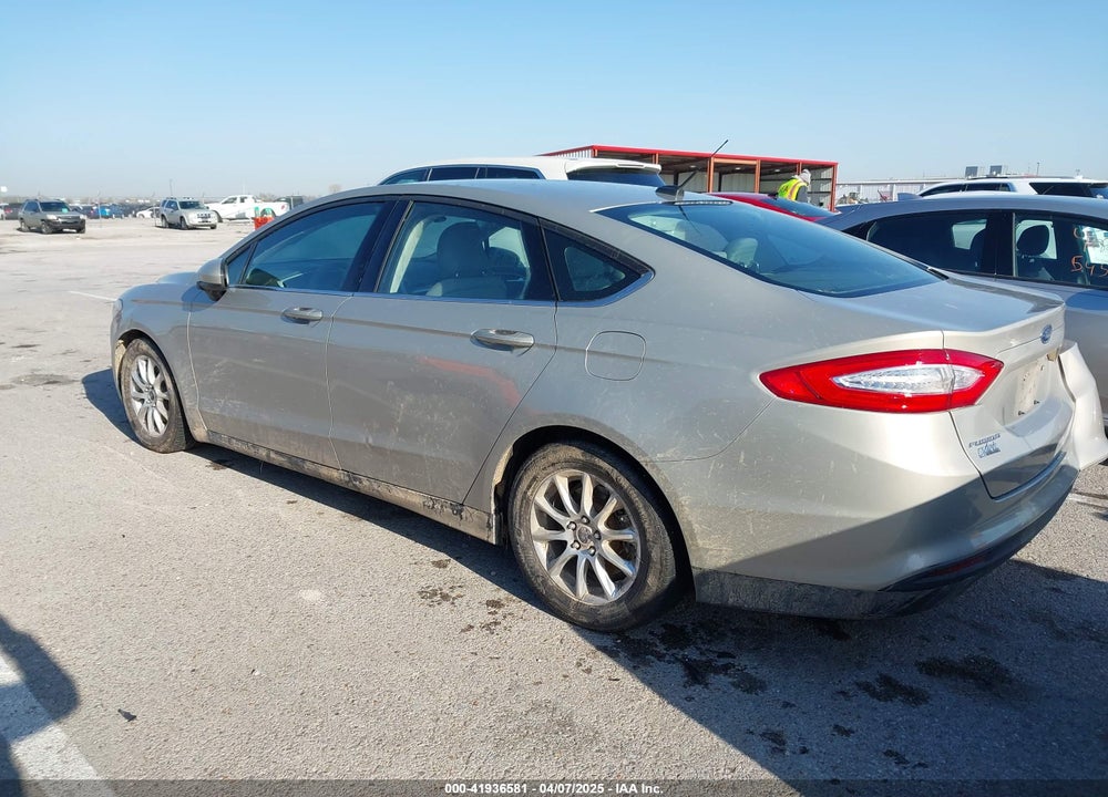 2015 FORD FUSION VIN: 3FA6P0G70FR205115
