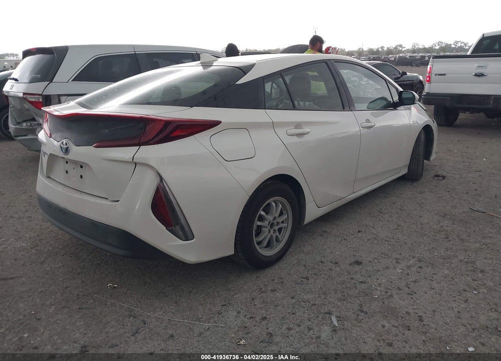 2018 TOYOTA PRIUS PRIME VIN: JTDKARFP0J3084142