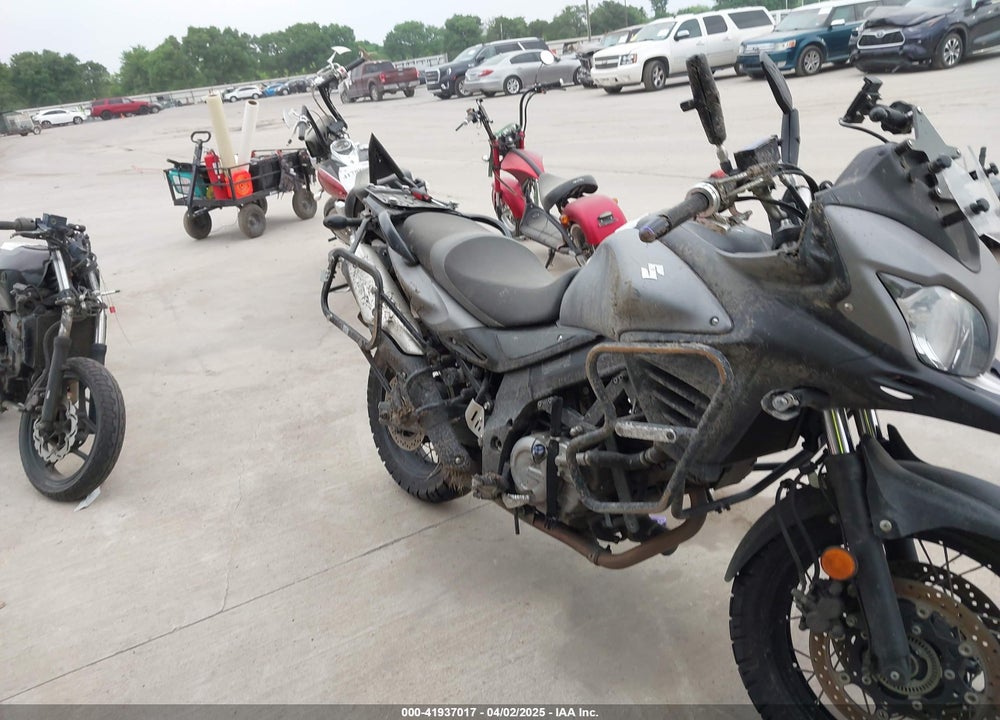 2015 SUZUKI DL650 A VIN: JS1VP56A0F2102582