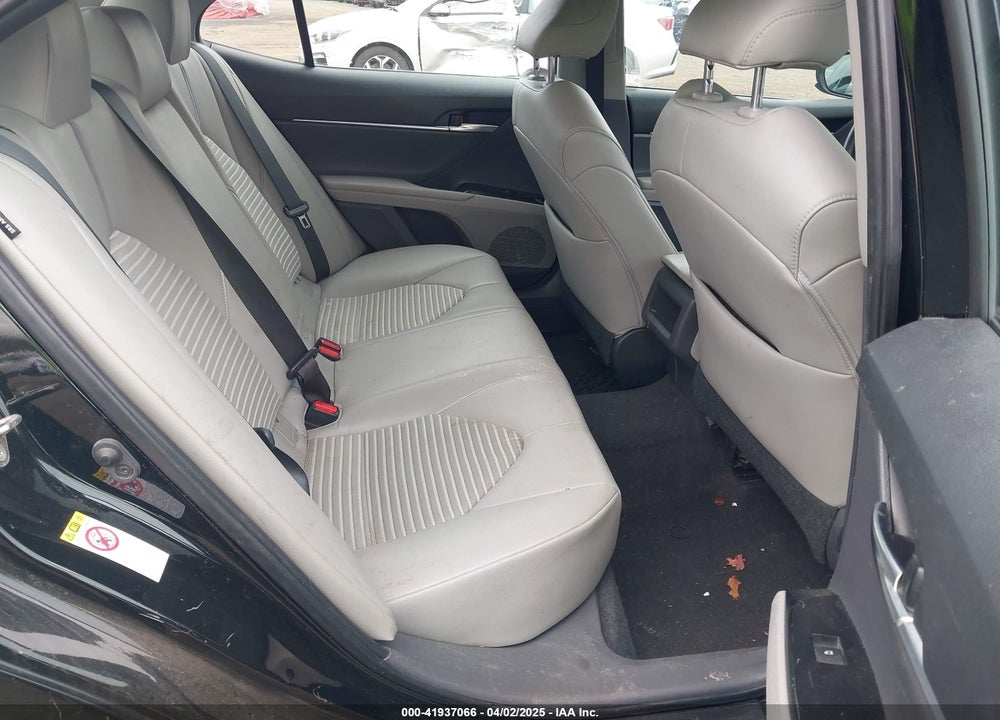 2019 TOYOTA CAMRY VIN: 4T1B11HK9KU224764