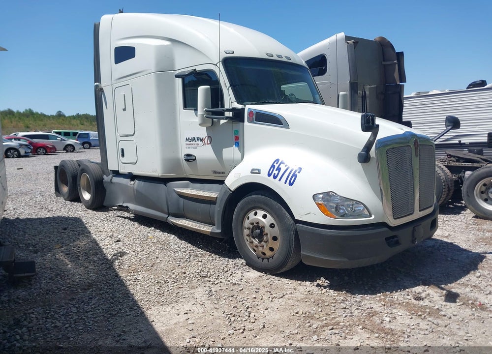 2018 KENWORTH T680 VIN: 1XKYDP9X4JJ189574