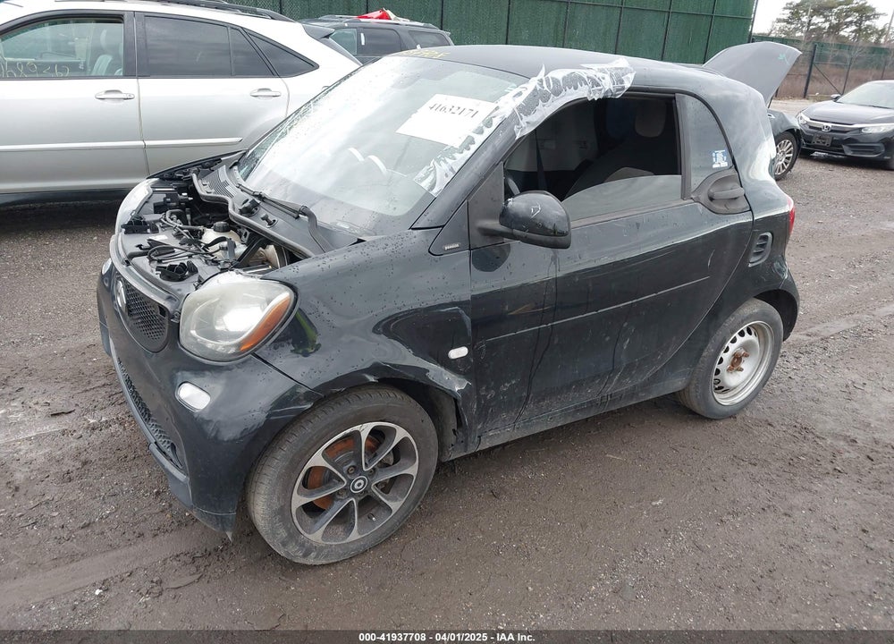 2016 SMART FORTWO VIN: WMEFJ5DA6GK066480
