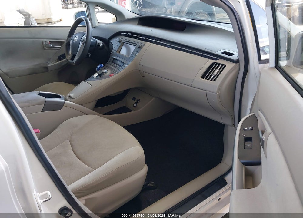 2013 TOYOTA PRIUS VIN: JTDKN3DU1D5581817