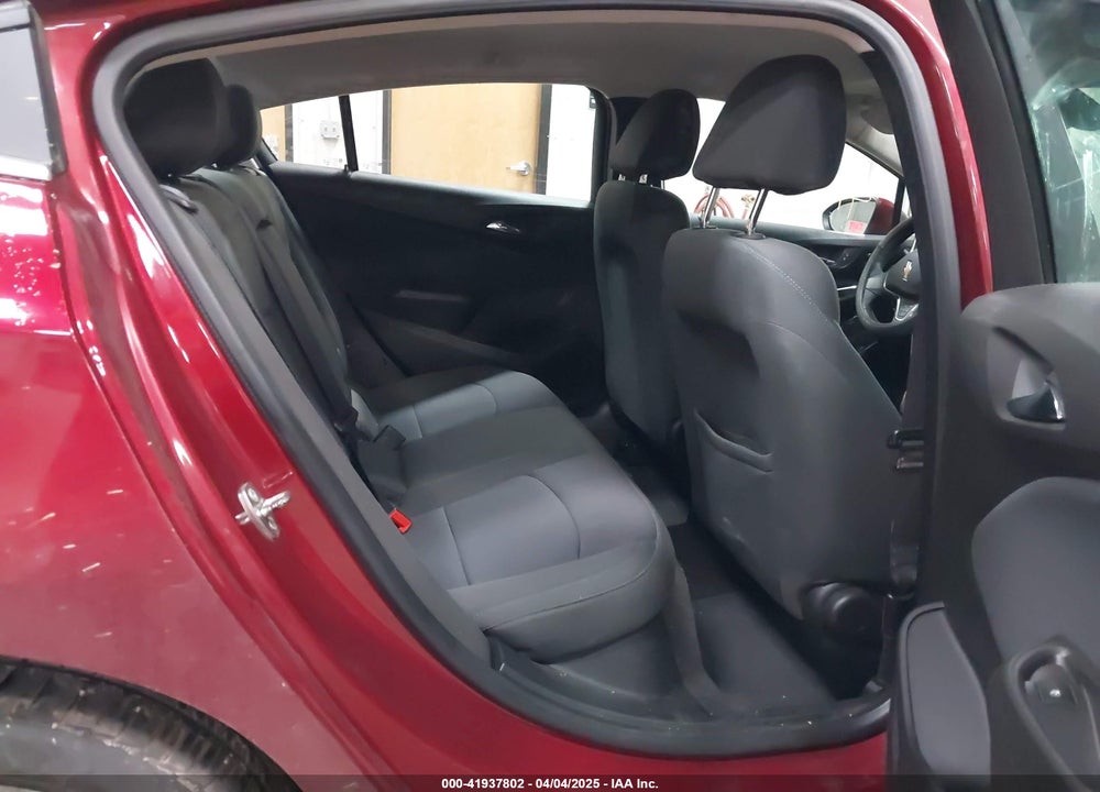 2018 CHEVROLET CRUZE VIN: 1G1BE5SM3J7125115