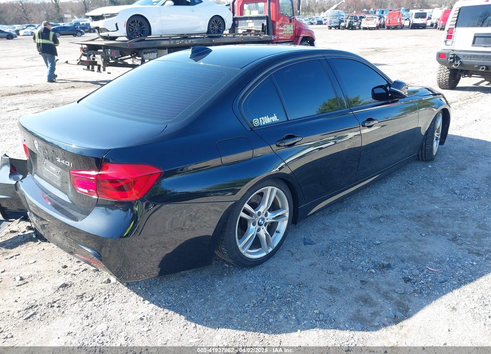 2017 BMW 3 SERIES VIN: WBA8B7G5XHNU37488