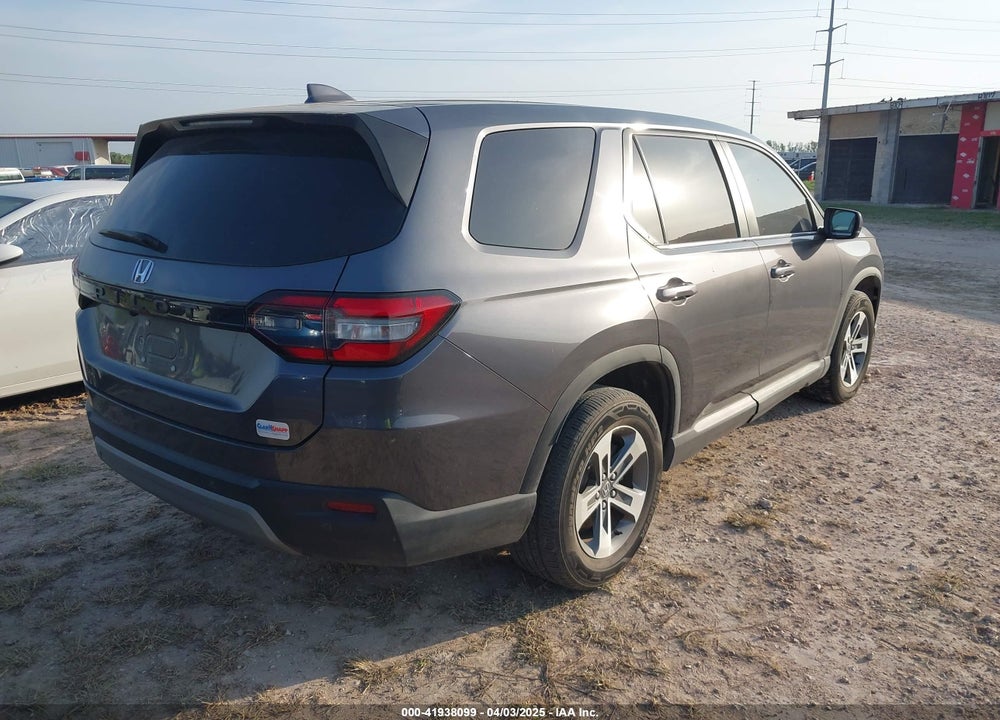 2023 HONDA PILOT VIN: 5FNYG2H42PB013216