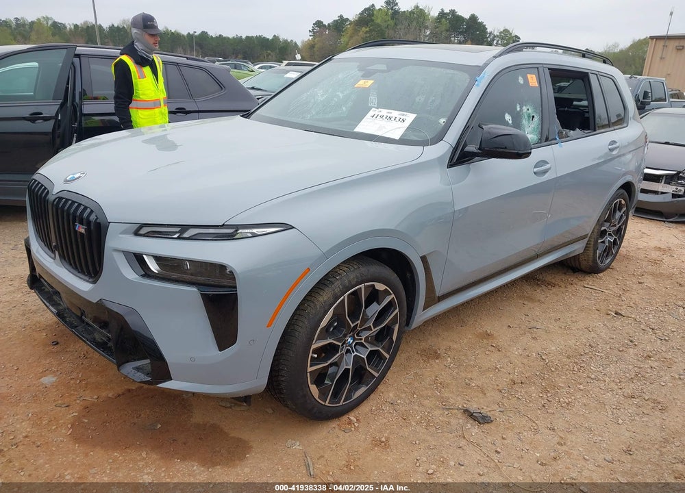 2025 BMW X7 VIN: 5UX33EM04S9X73210
