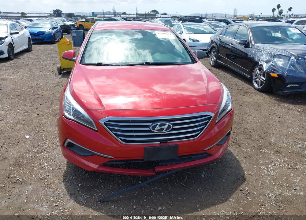 2017 HYUNDAI SONATA VIN: 5NPE24AF6HH525833
