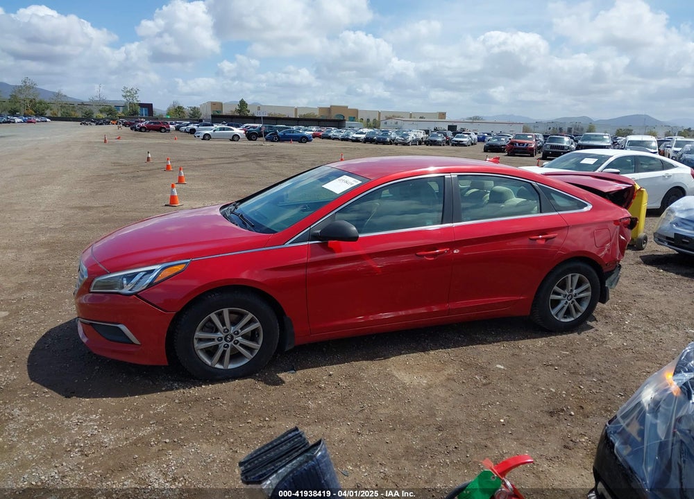 2017 HYUNDAI SONATA VIN: 5NPE24AF6HH525833