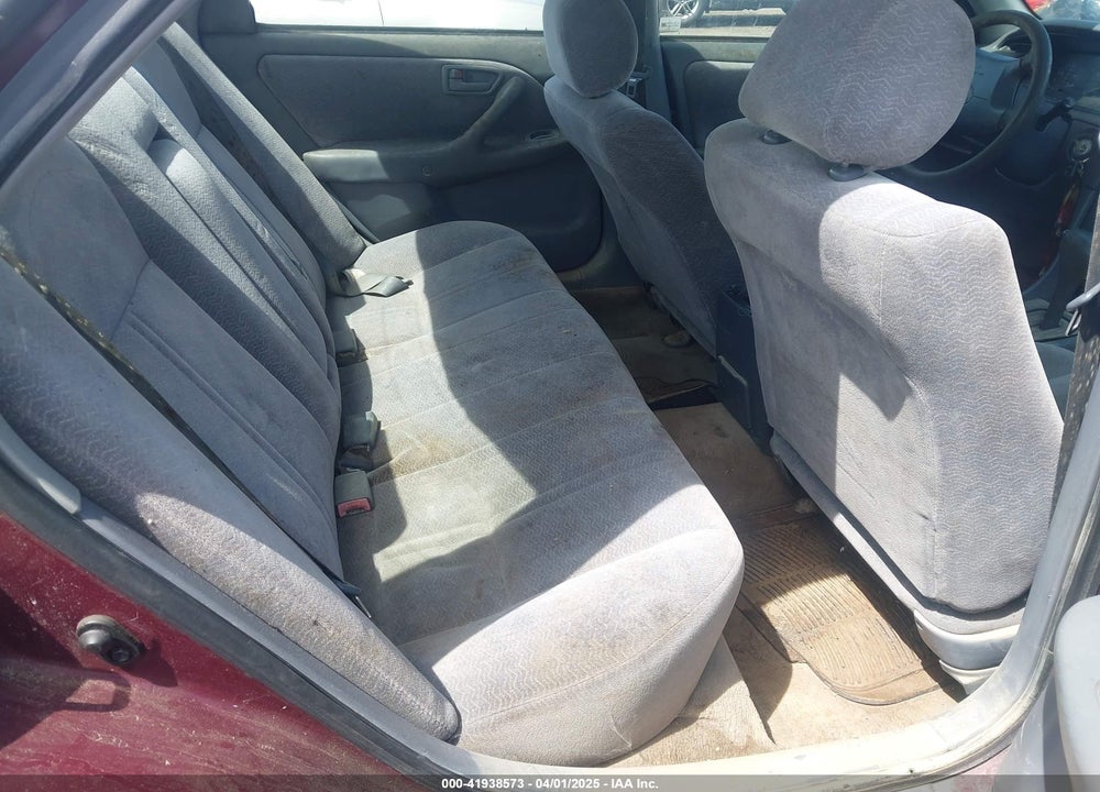 1997 TOYOTA CAMRY LE VIN: JT2BG22K6V0090253