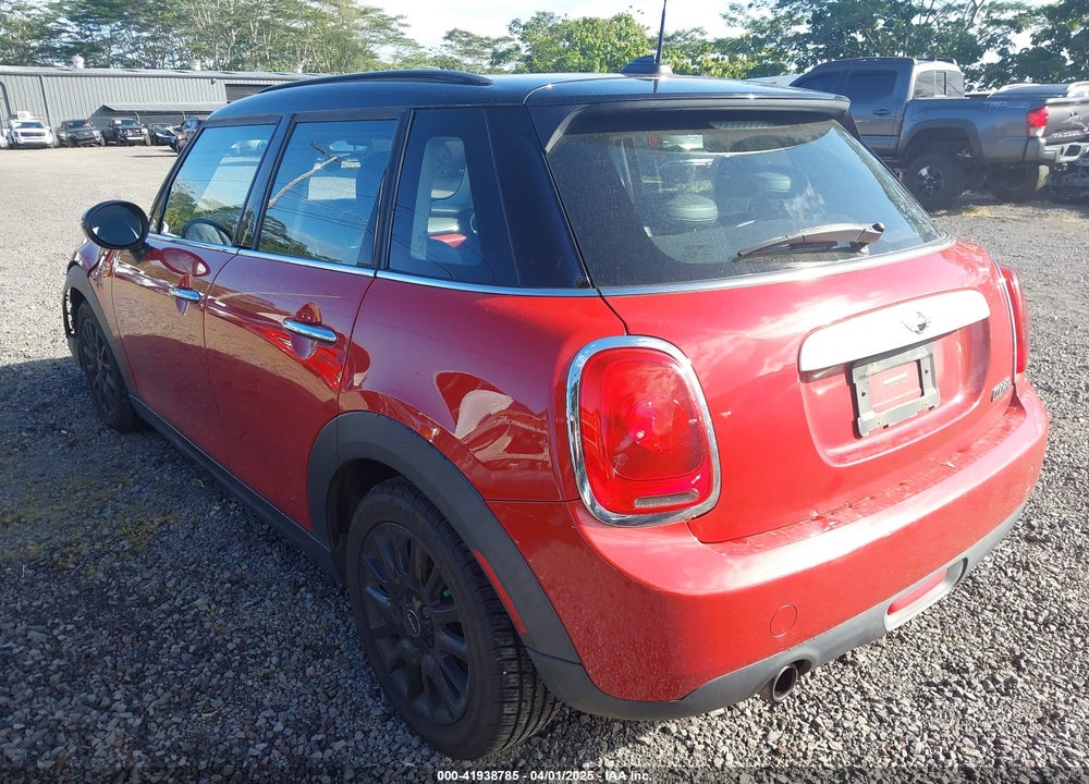 2015 MINI COOPER VIN: WMWXS5C57F2C63418