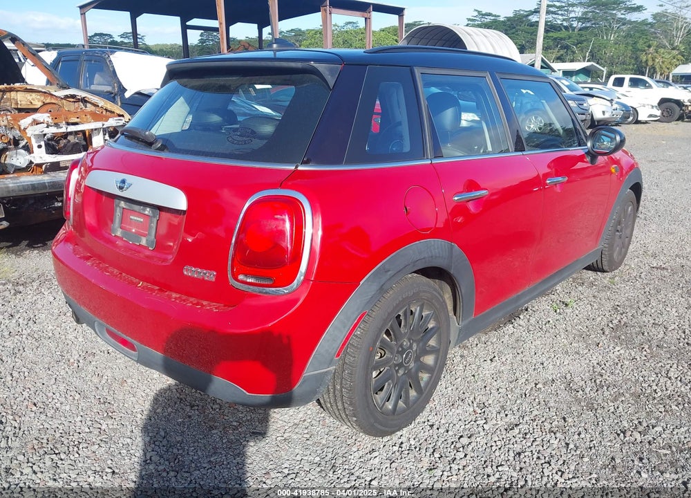 2015 MINI COOPER VIN: WMWXS5C57F2C63418