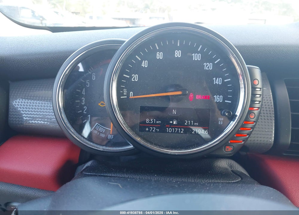 2015 MINI COOPER VIN: WMWXS5C57F2C63418