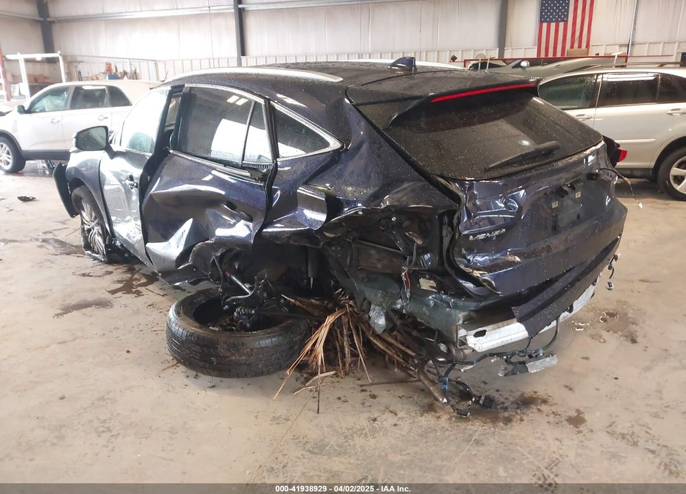 2023 TOYOTA VENZA XLE VIN: JTEAAAAH2PJ135878