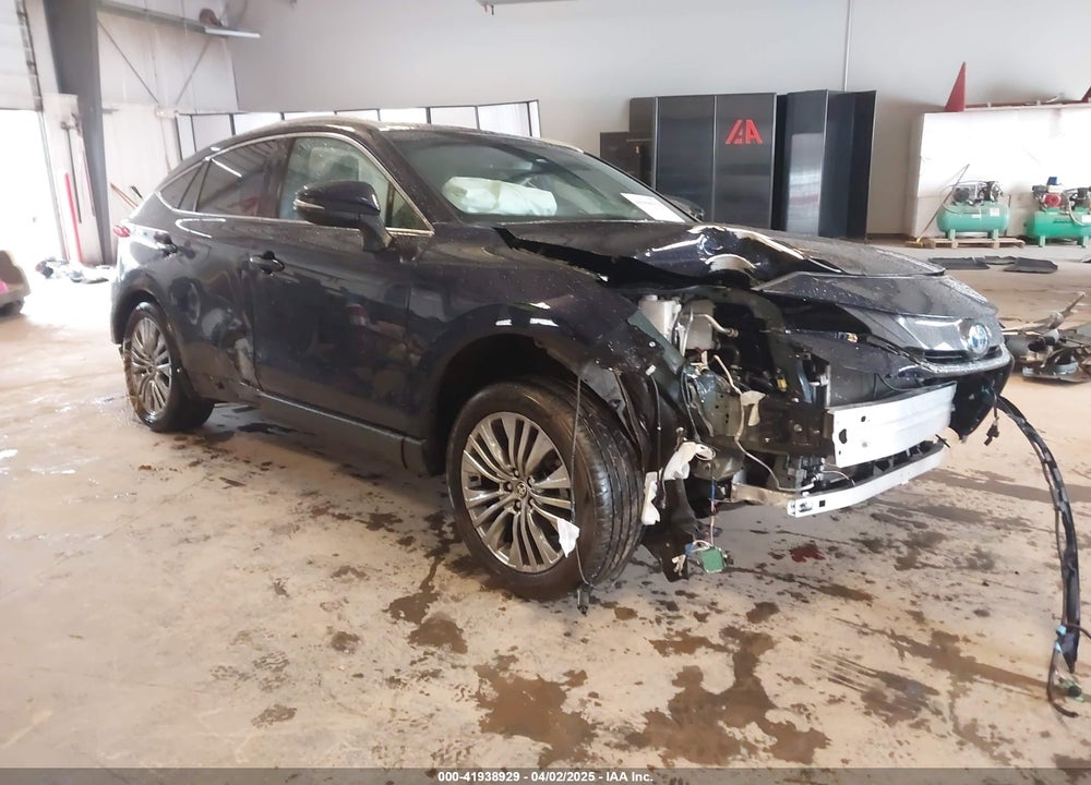 2023 TOYOTA VENZA XLE VIN: JTEAAAAH2PJ135878