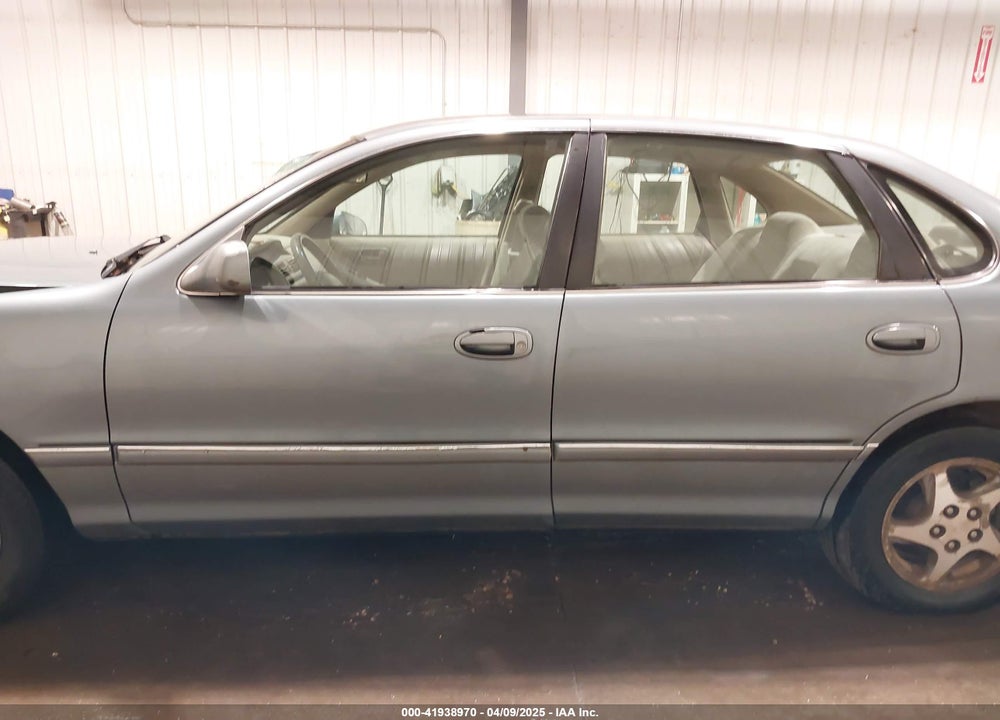 1999 TOYOTA AVALON XL VIN: 4T1BF18B5XU339791