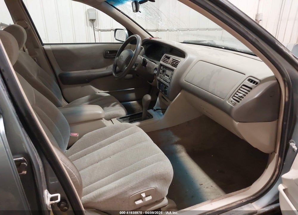1999 TOYOTA AVALON XL VIN: 4T1BF18B5XU339791