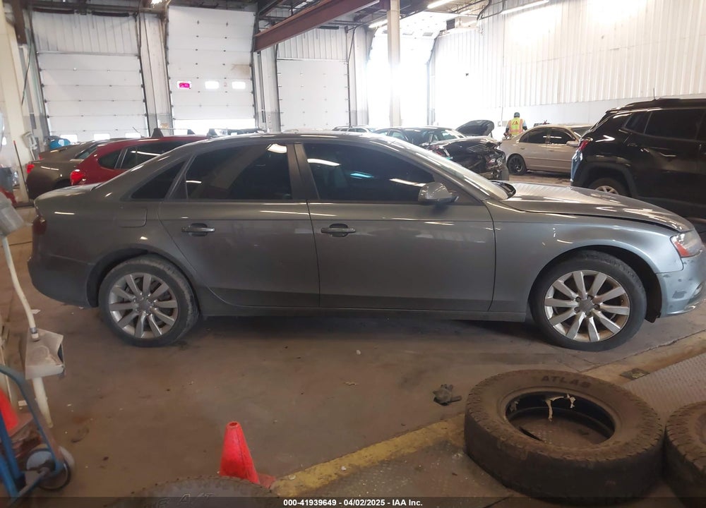 2013 AUDI A4 VIN: WAUAFAFL5DN009180