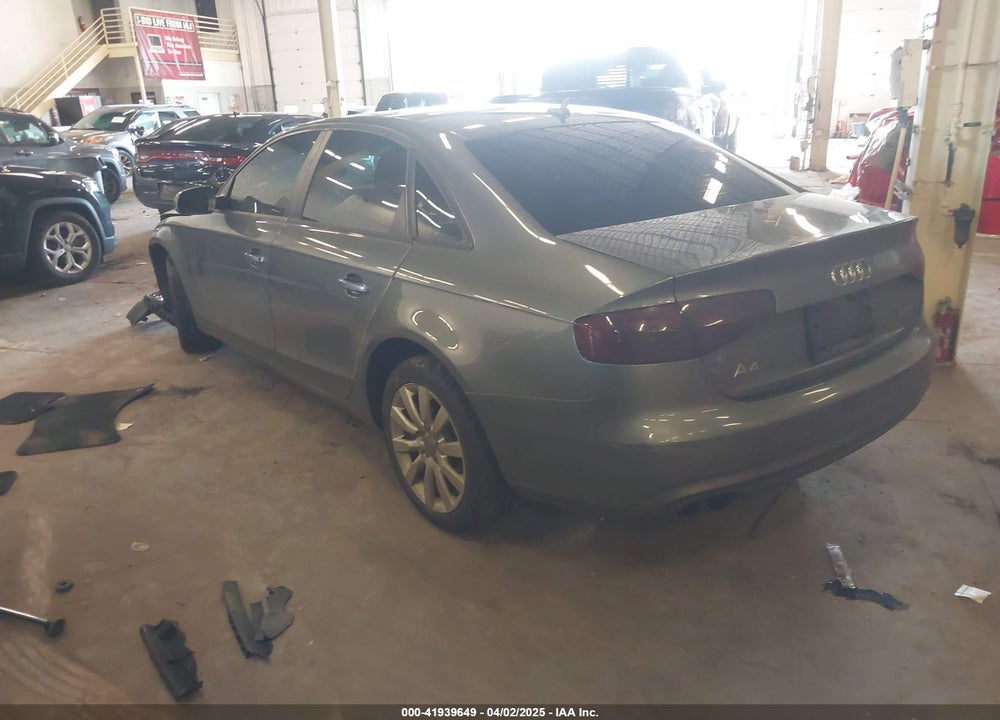 2013 AUDI A4 VIN: WAUAFAFL5DN009180